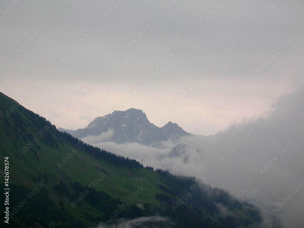 Mountains with cloud