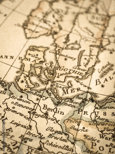 Wallpaper Mural アンティークの古地図　北ヨーロパ Torontodigital.ca