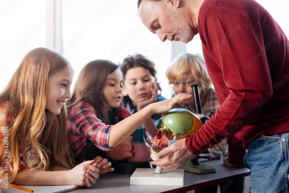 Incredible school teacher getting hit with a lot of questions Incredible school teacher getting hit with a lot of questions