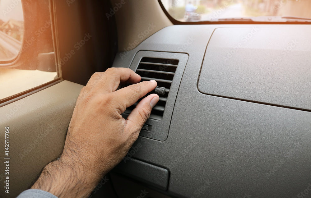 Hand control car air conditioning system grid pane