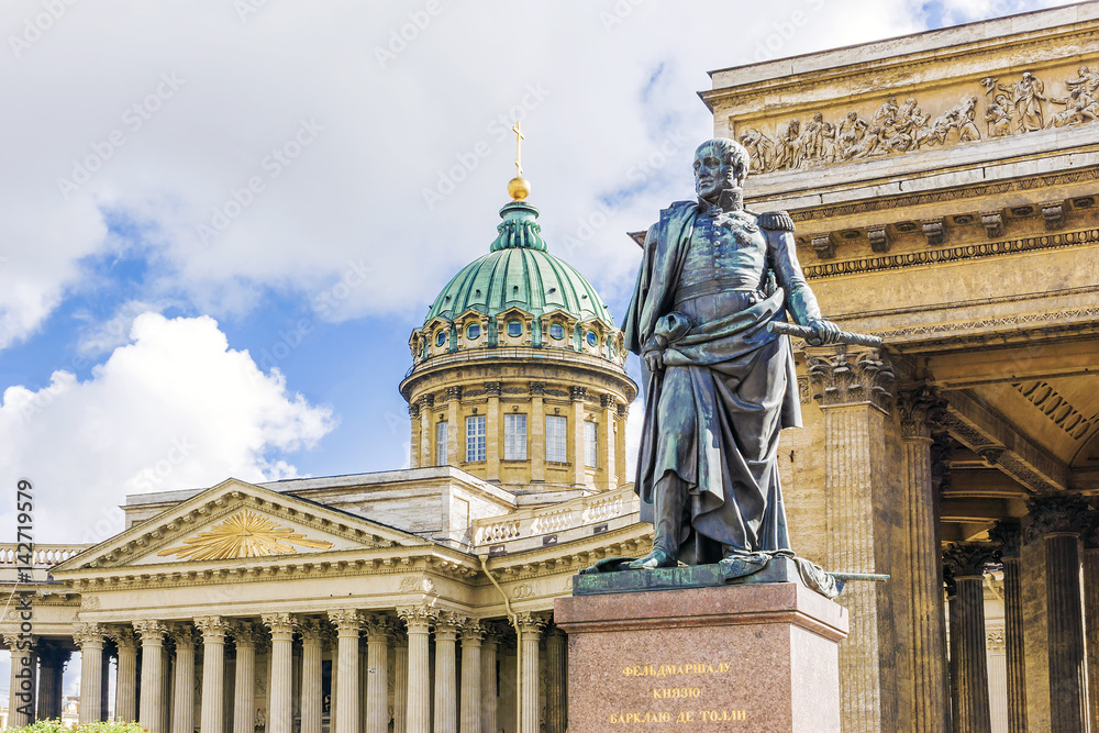Monument to Barclay de Tolly on the background of the Kazan Cathedral in St. Petersburg