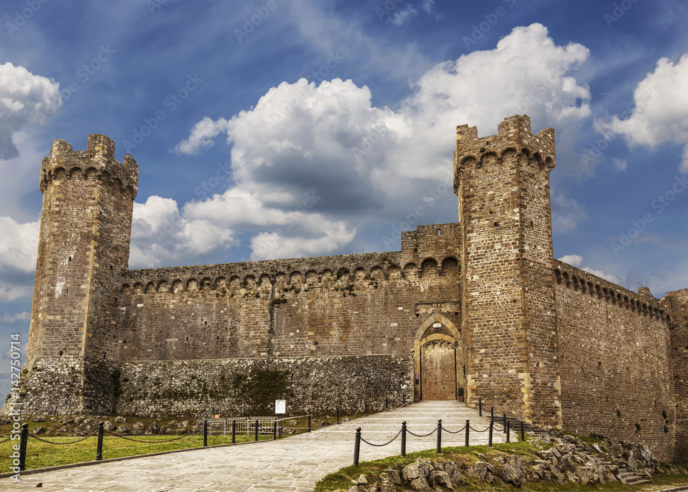 Obraz premium Medieval castle in Montalcino. Tuscany, Italy