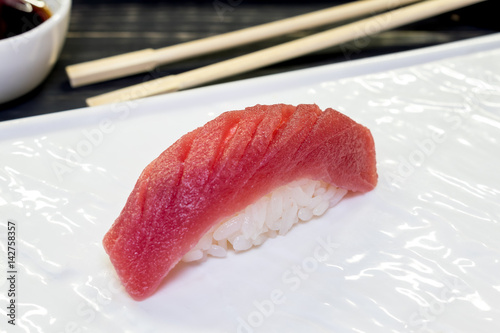 Sushi tuna