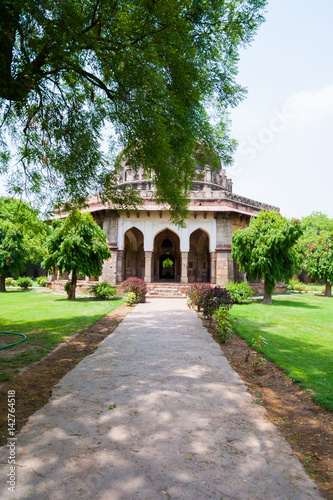 Lodi Gardens- Delbi