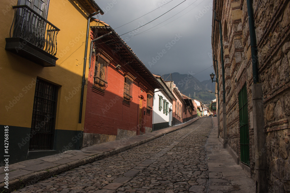 Cobblestone, Bogota
