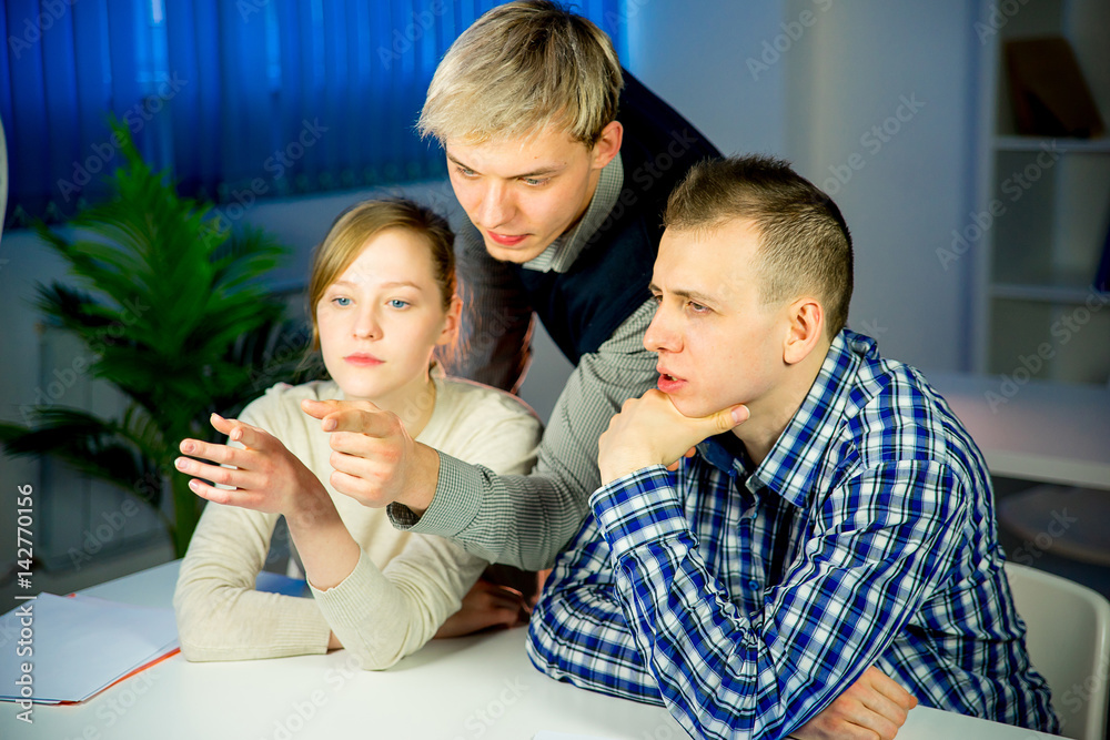 Office problem discussion Office problem discussion