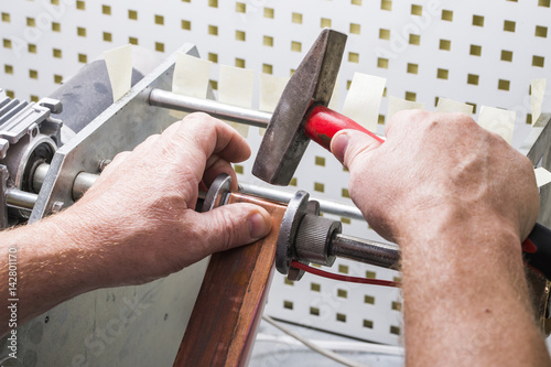 Wallpaper Mural winding coil inductor Torontodigital.ca