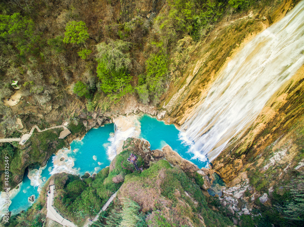 Tropic blue water waterfall, Vale de la Novia, Mexico