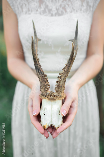 Animal skull, hand,  bohho, animal,  Skull,  bride photo