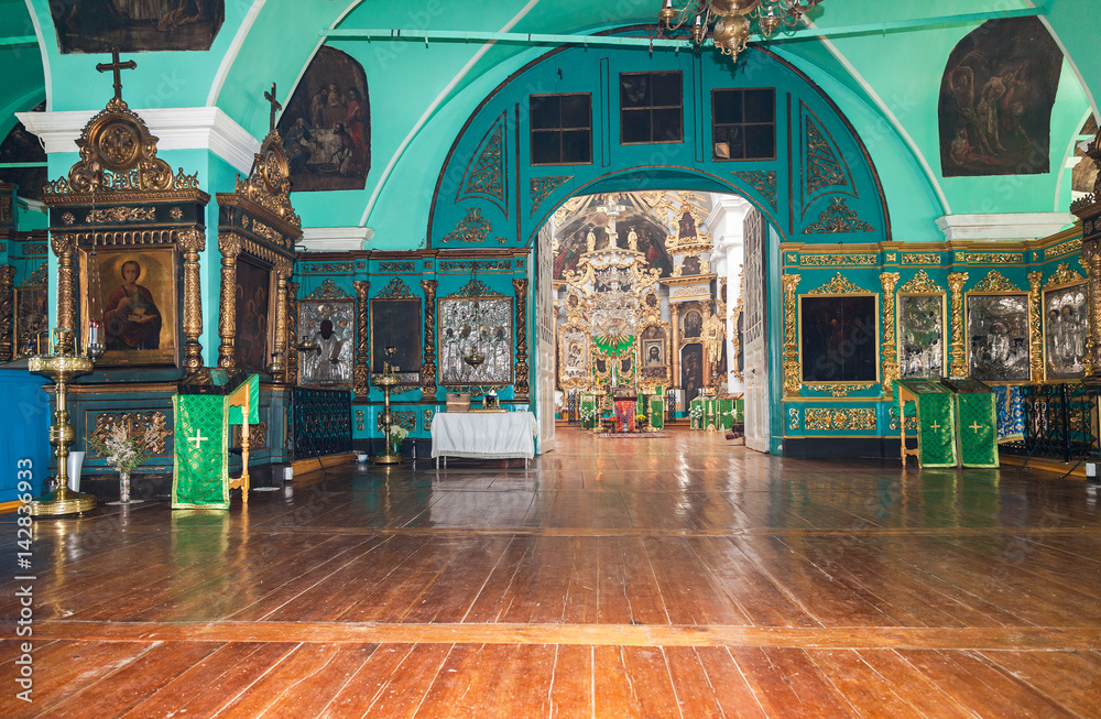 Obraz premium Interior of the Church of the Holy Face in the village Mlevo. Ancient orthodox icons in the church