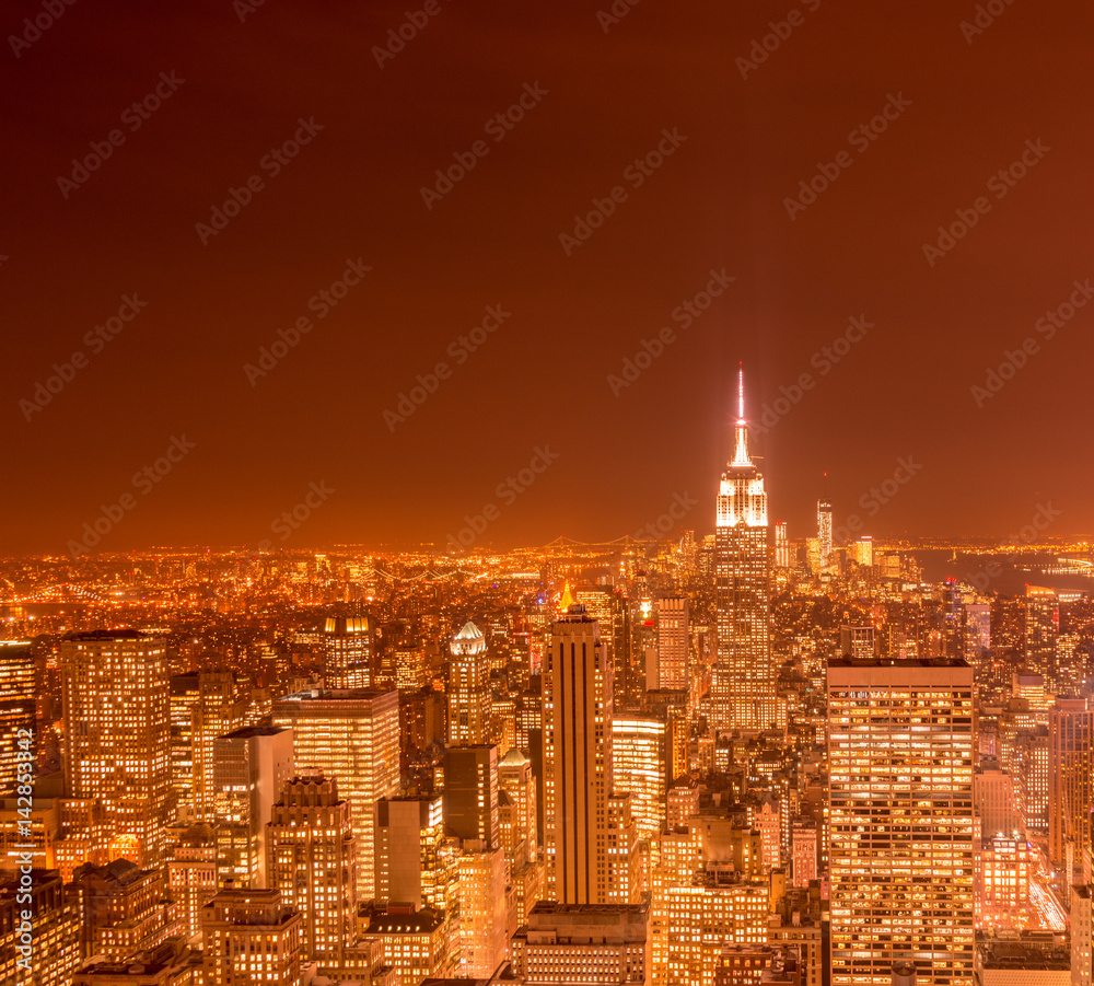 Fototapeta premium View of New York Manhattan during sunset hours