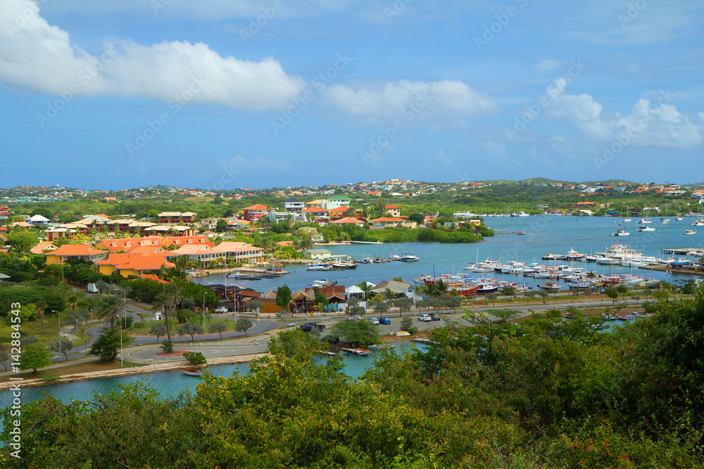 Остров Кюрасао в Карибском море