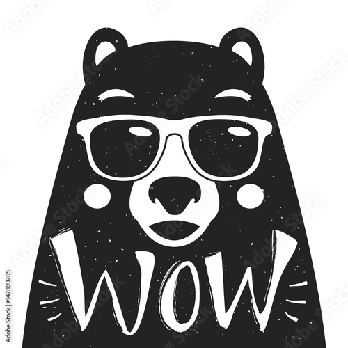 Plakat Wektorowa ilustracja z eleganckim modnisia niedźwiedziem w okularach przeciwsłonecznych.