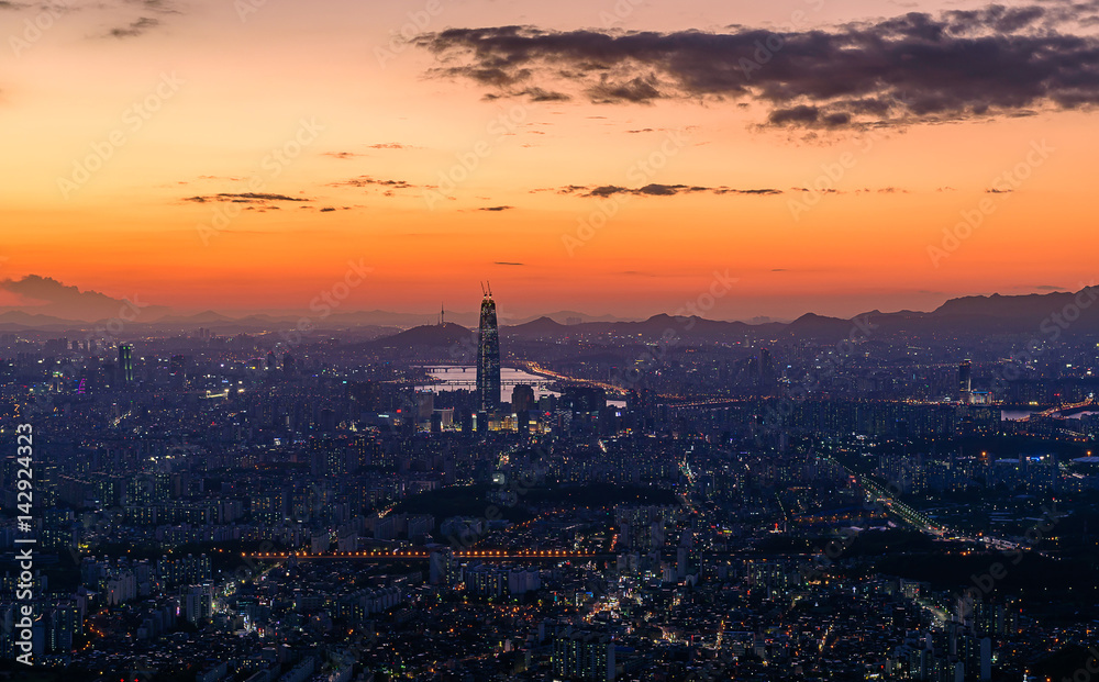 Sunset the seoul city and Downtown skyline in Seoul, South Korea