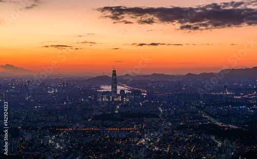 Sunset the seoul city and Downtown skyline in Seoul, South Korea © Atakorn
