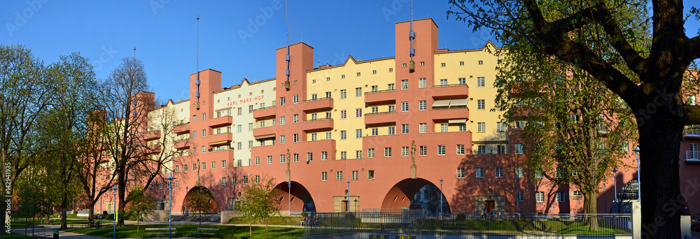 Karl Marx Hof in Wien, sozialer Wohnbau