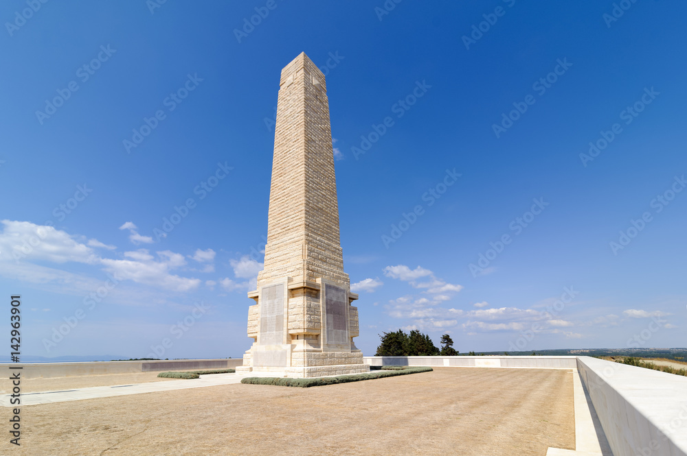 Obraz premium Helles Memorial serves the dual function of Commonwealth battle memorial for the Gallipoli campaign and place of commemoration for many of those soldier who died in war