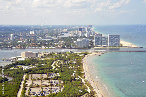 Fort Lauderdale Florida shoreline © icholakov