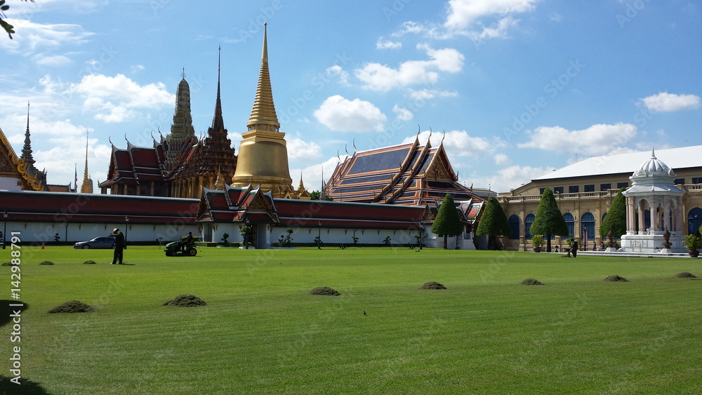 Naklejka premium Beautiful unique city of Bangkok in Thailand and Phuket, Ko Samui, Khao Lak