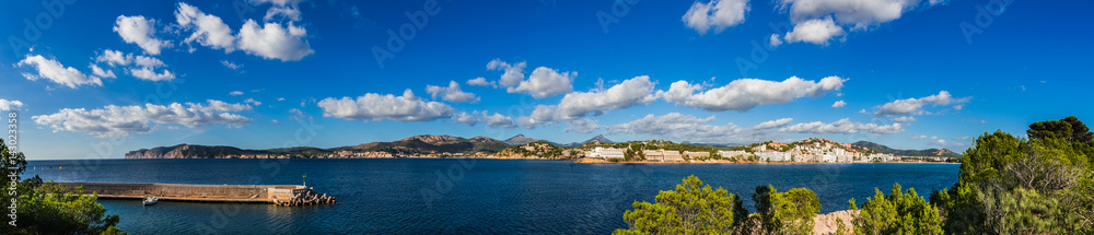 Küstenlinie Mallorca Spanien Mittelmeer Panorama Anblick Bucht in Santa Ponca