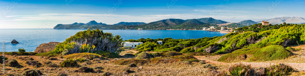 Spanien Mittelmeer Küste Landschaft Insel Mallorca Bucht mit Aussicht auf Cala Ratjada und Capdepera