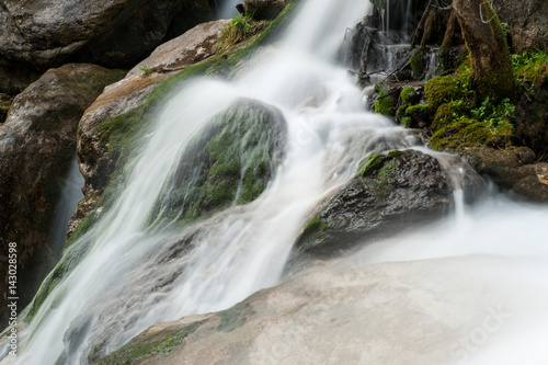 Wildwasser, Stromschnellen, Wasserfälle