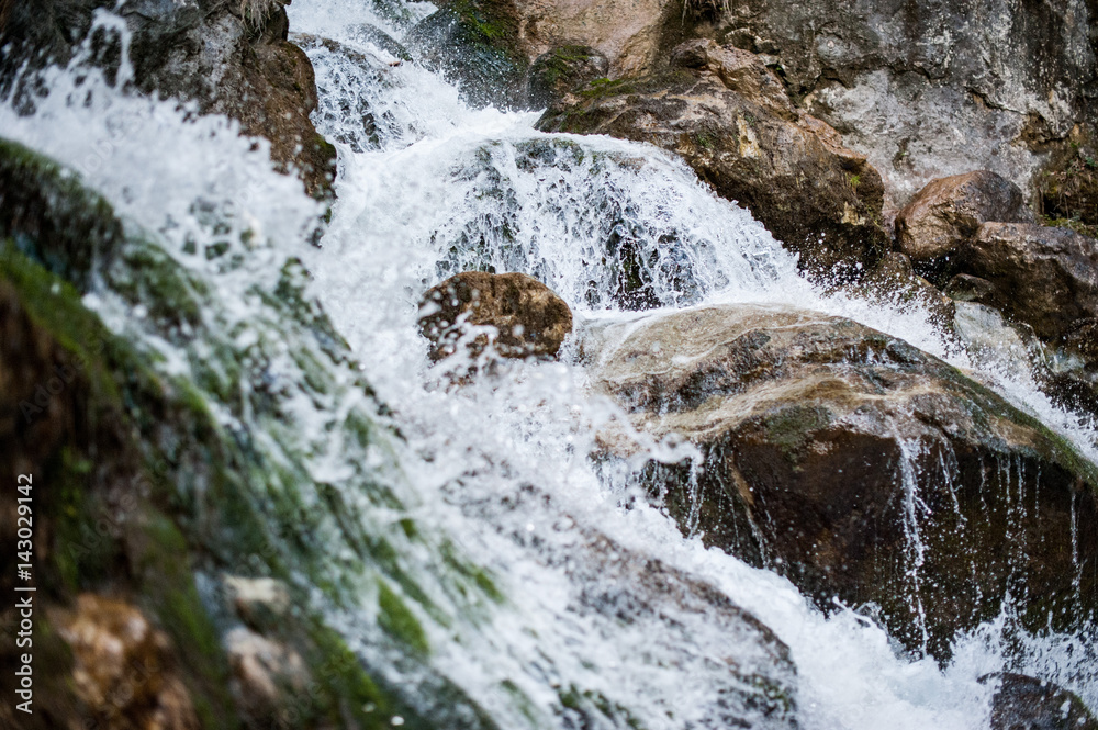 Wildwasser, Stromschnellen, Wasserfälle Wildwasser, Stromschnellen, Wasserfälle