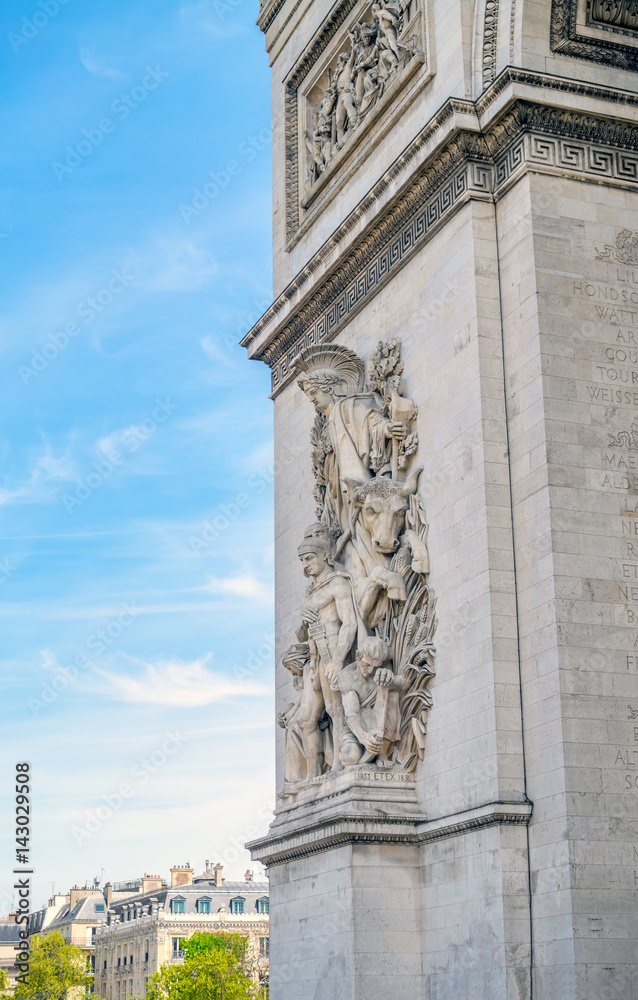 La Paix de 1815 sculpture group on the Arc de Triomphe pillar.