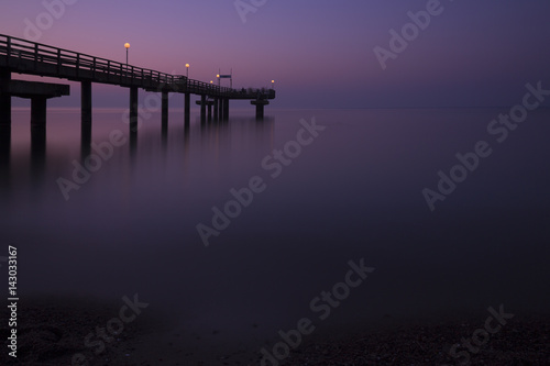 Wallpaper Mural Seebrücke am Abend Torontodigital.ca
