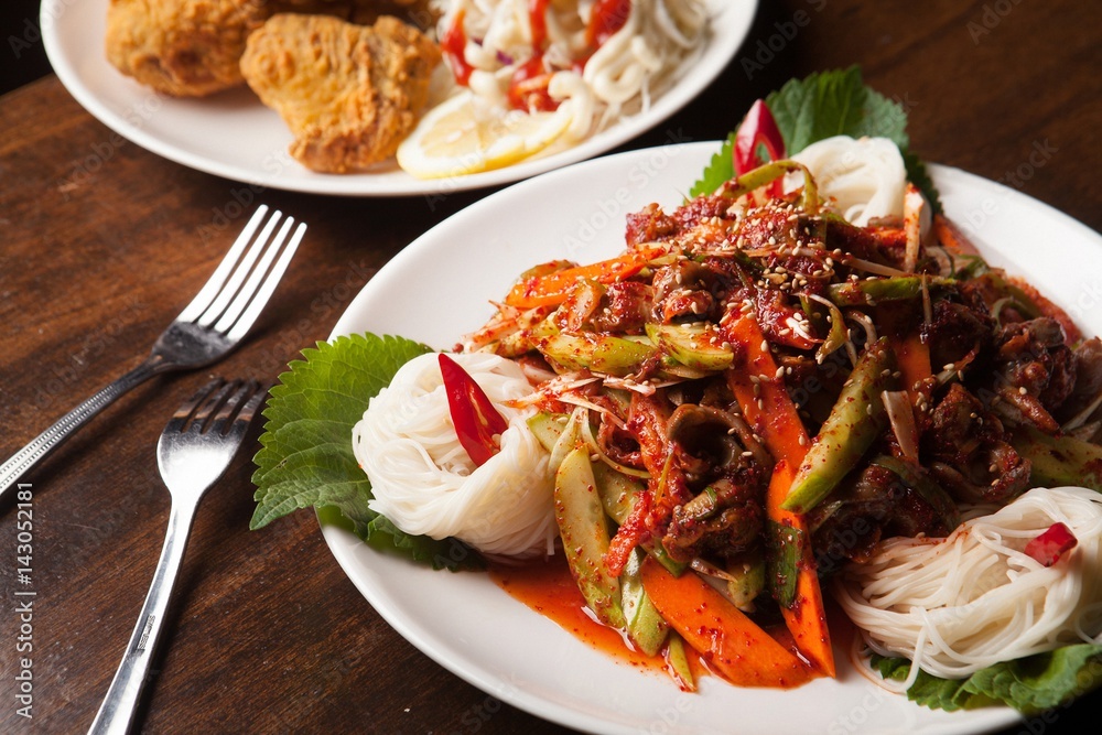 Spicy Freshwater Snails with Thin Noodles, 골뱅이소면 Spicy Freshwater Snails with Thin Noodles, 골뱅이소면