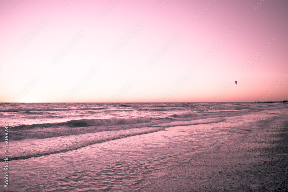 Fototapeta Boca Ciega Bay - Sunset Beach - Treasure Island, FL - Sunset on the Beach