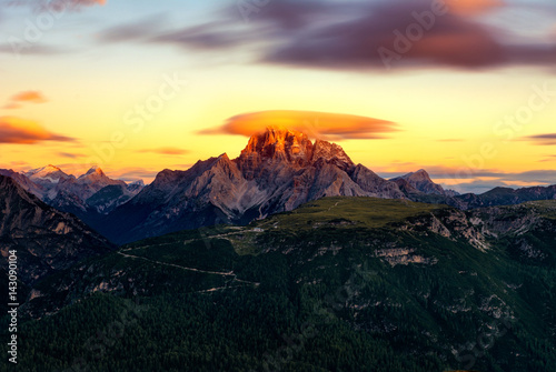 mountain, sunset,forest. landscape, dolomit, tre cime, italy, national park, unesco, clouds, long time, sky, sunrise, colors, tree, beatiful, mountain, long time