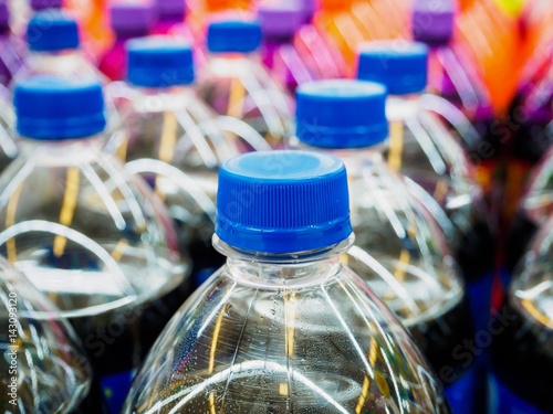 Obraz na plátně soft drinks bottles in supermarket
