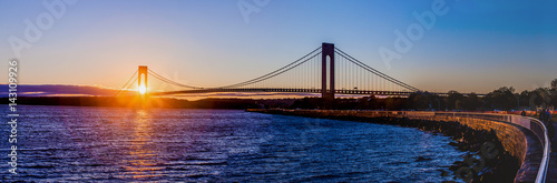 Panoramic sunset at the New York bridge photo