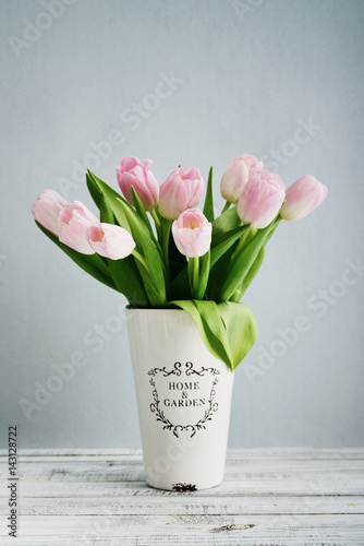 Fototapeta Naklejka Na Ścianę i Meble -  Bouquet of pink tulips