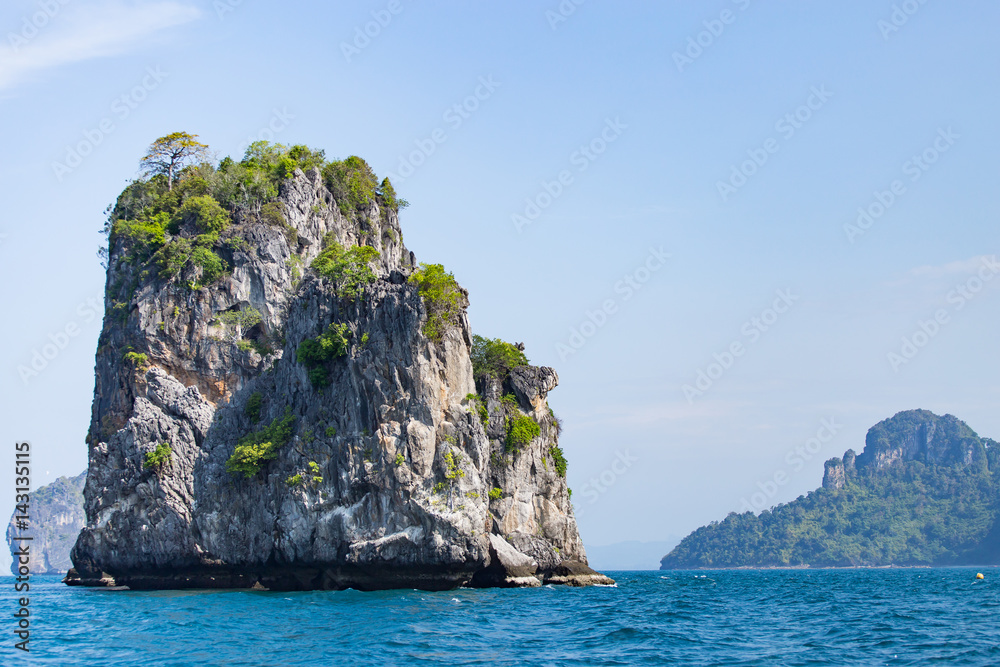 Fototapeta premium Beautiful Islands in Andaman Sea ,Krabi, Thailand