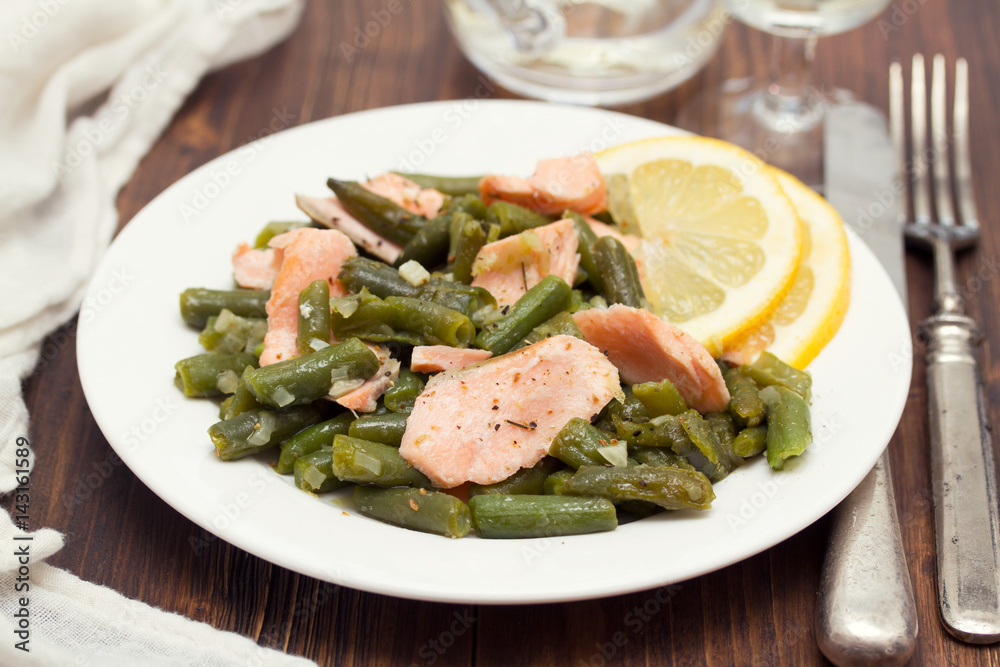 fish salad with green beans and mushrooms fish salad with green beans and mushrooms