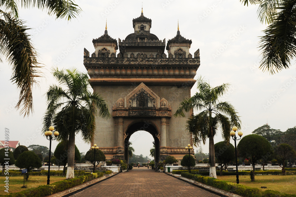 Laos: der Arc de Triomphein Vientiane