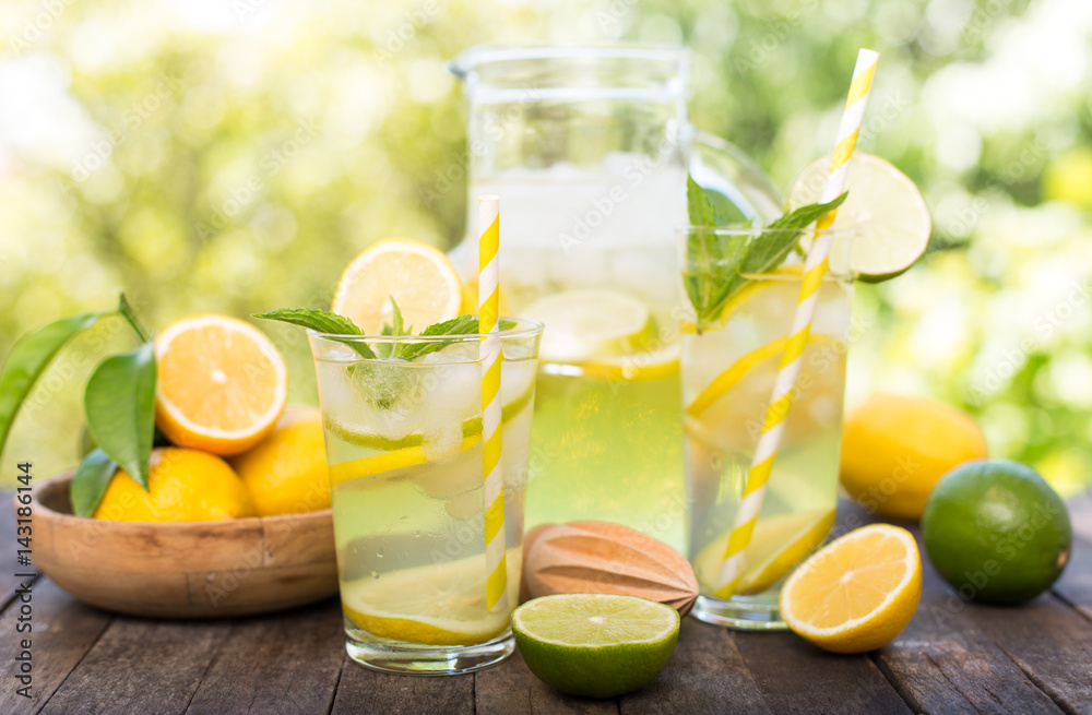 Fototapeta premium Cold lemonade with ice