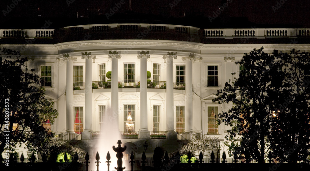 Back fasade of the White House