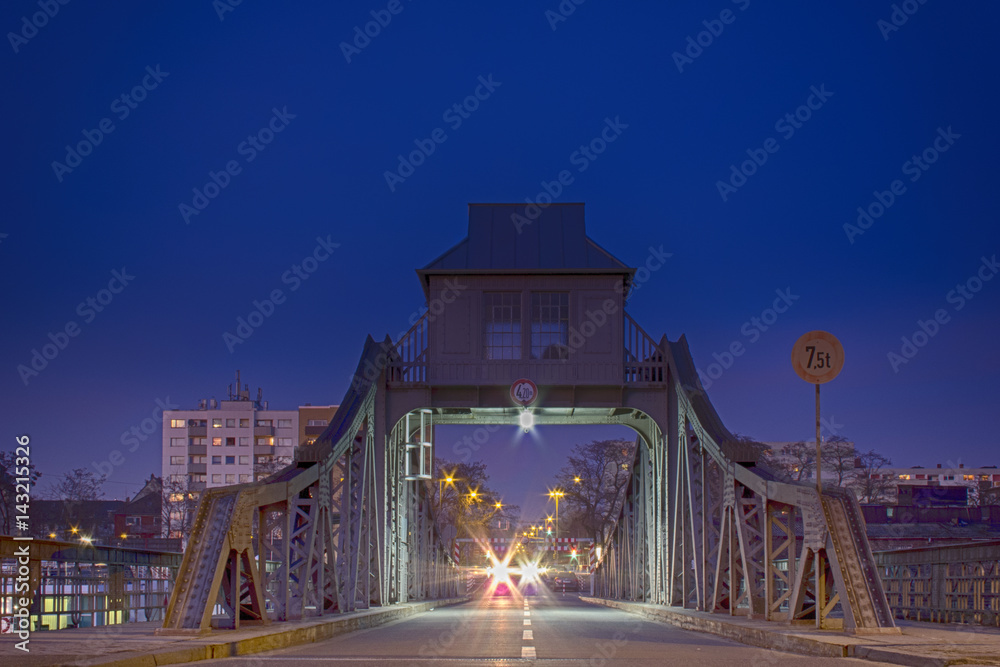 Obraz premium Drehbrücke Köln Deutz