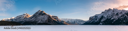 Принти на полотні Lake Minnewanka