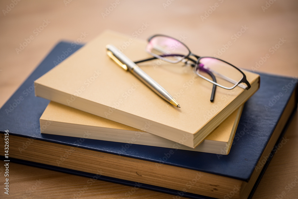 読書のイメージ 読書のイメージ