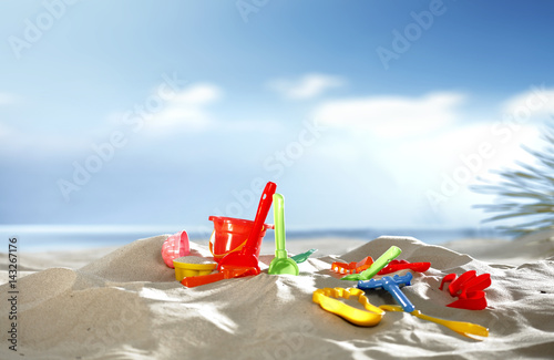 Wallpaper Mural toys on beach  Torontodigital.ca