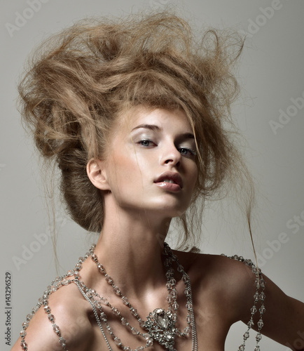 Beautiful fashion model wom...