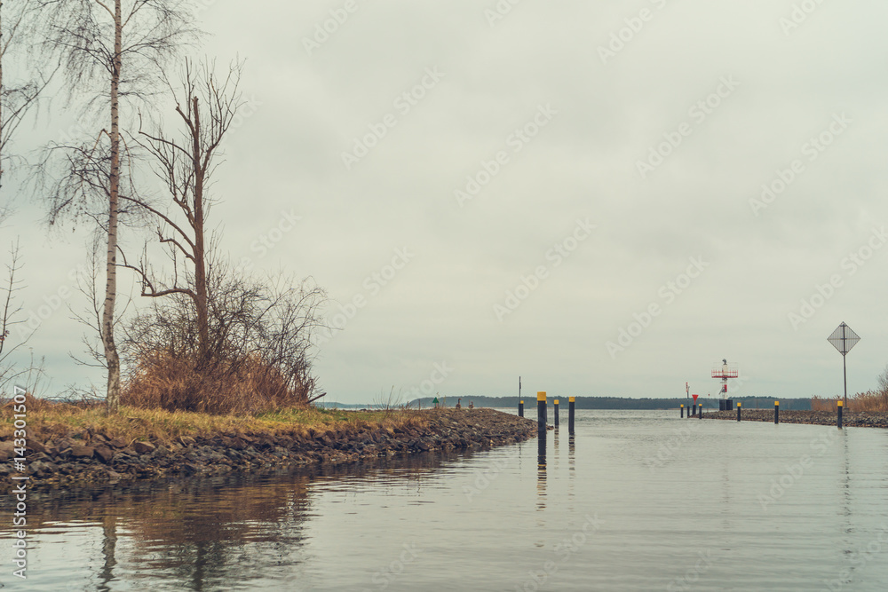 Ufer bay with a view of the lake