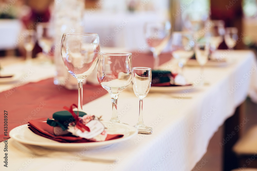 Empty wine glasses banquet Empty wine glasses banquet