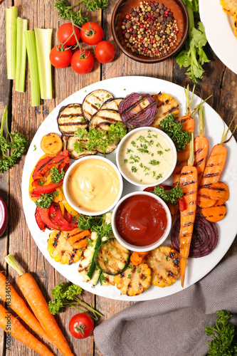 grilled vegetables and dips