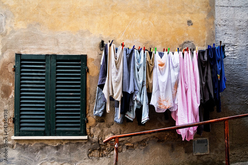 Laundry on a Clothesline in Tuscany © ribalka yuli