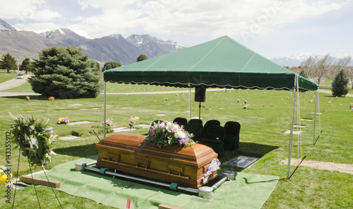 Wallpaper Mural funeral, casket, tent, chairs, geen lawn, green, memorial Torontodigital.ca